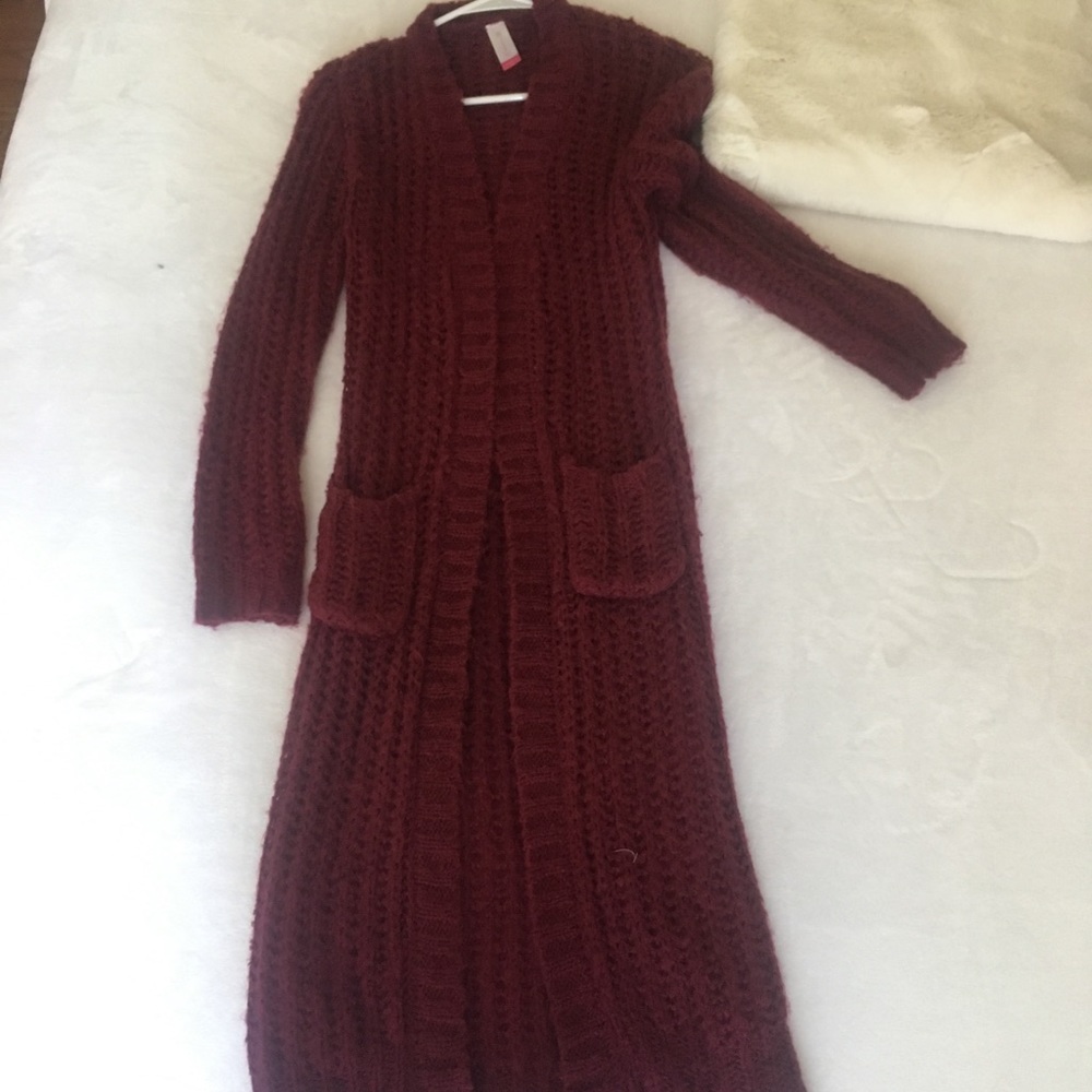 Cardigan. - Picture 4 of 4